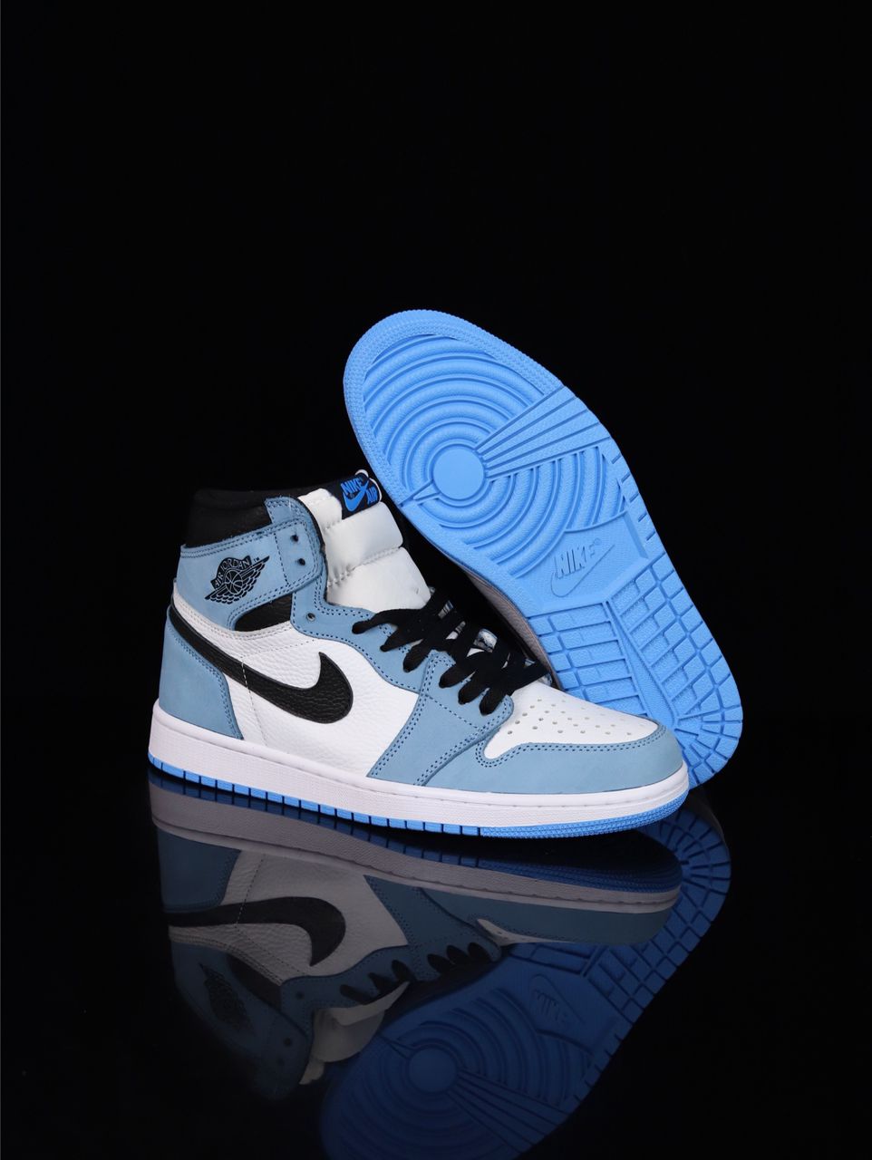 Air Jordan 1 Retro High « University Blue »