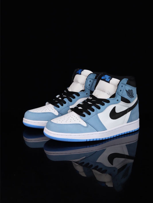 Air Jordan 1 Retro High « University Blue »