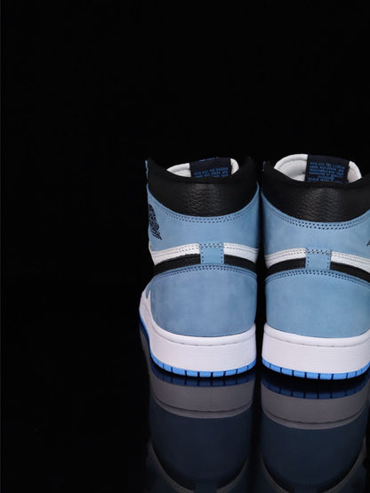 Air Jordan 1 Retro High « University Blue »